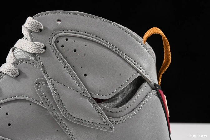 Kick Theory Reflective BV6281-006 Air Cardinal Jordan 7 0705